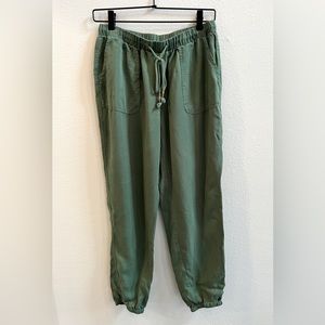 Matilda Jane Women's Field Notes Green Drawstring Jogger Pants size Small